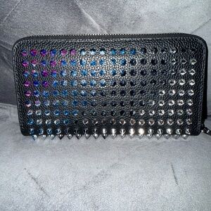 🔥Christian Louboutin purse Panettone Wallet Spike Studs Zip Around🔥